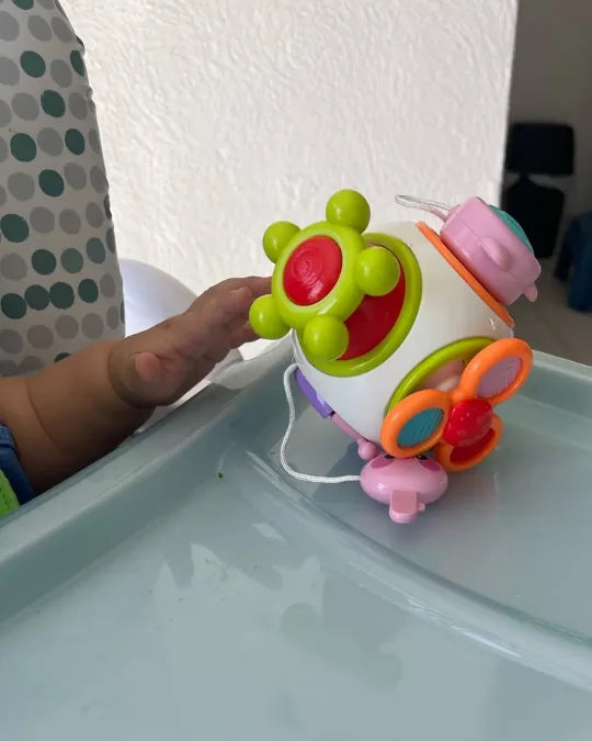 CuboBaby Criativae - 6つの仕掛けが詰まったモンテッソーリ知育キューブ
