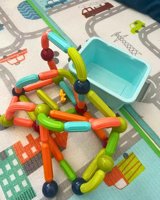 Magna Kids Criativae - 磁石のスティックとボールで無限に組み立てるブロック