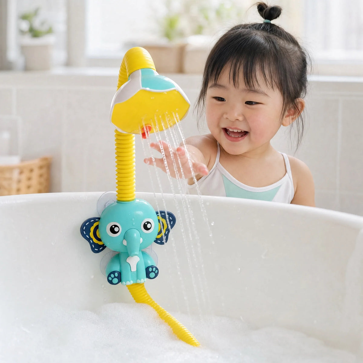 Baby Shower Criativae - 浴槽の縁に吸盤で付くやさしいこどもシャワー
