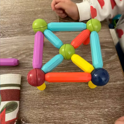Magna Kids Criativae - 磁石のスティックとボールで無限に組み立てるブロック