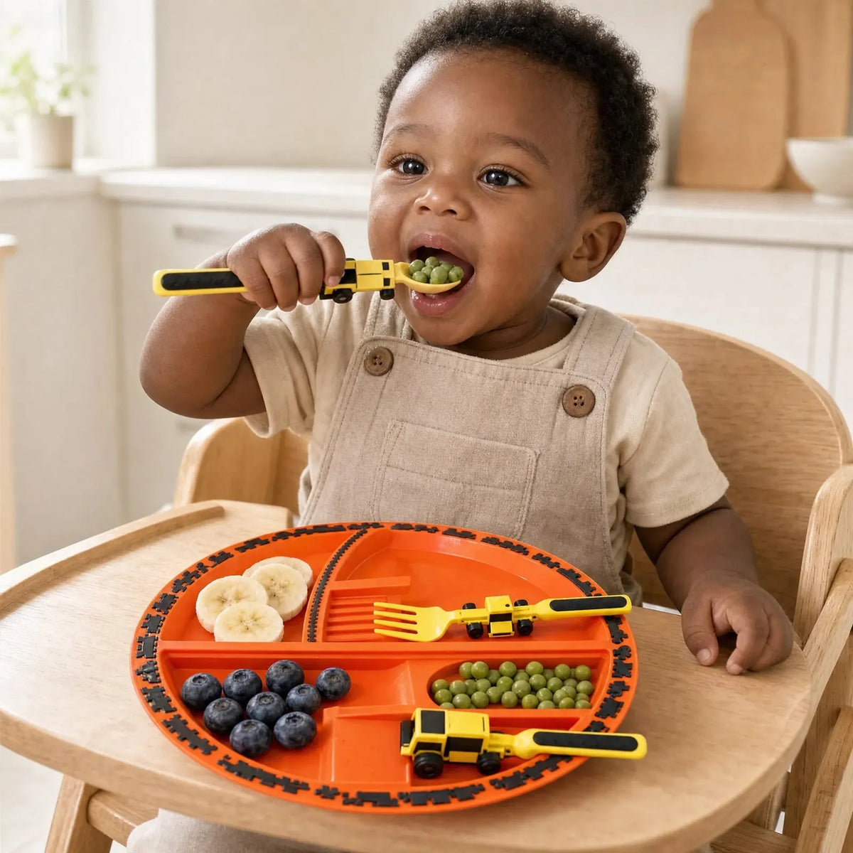 はたらくスプーン Criativae - 食事が遊びになるはたらく車の食器セット